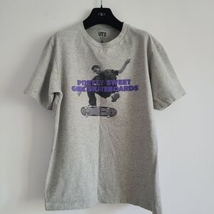 Uniqlo Gray Tee with Skateboard Graphic and Purple Text 100% Cotton